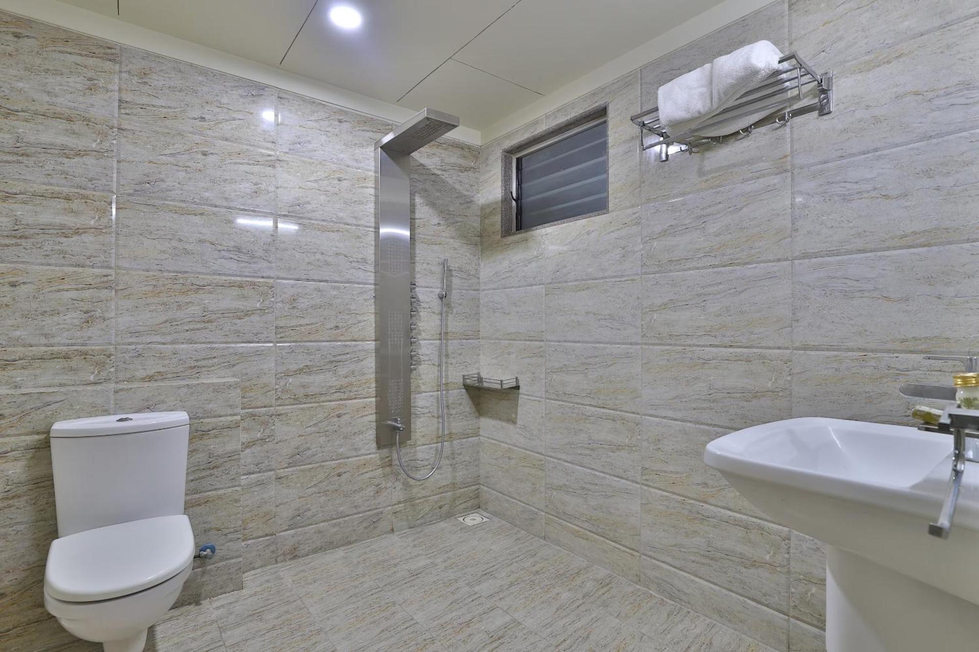 Atithi Resort Bharuch Екстериор снимка