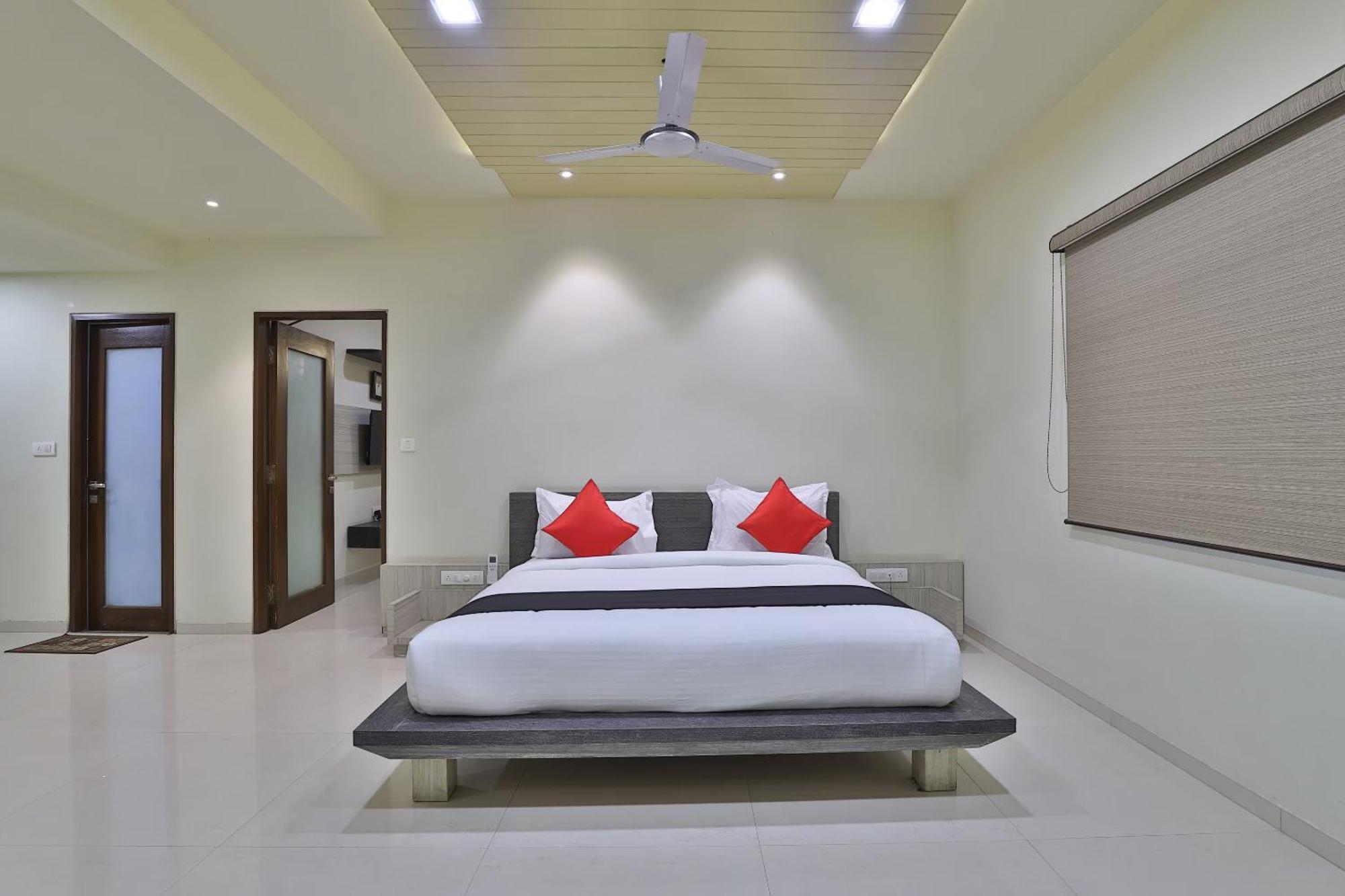 Atithi Resort Bharuch Екстериор снимка