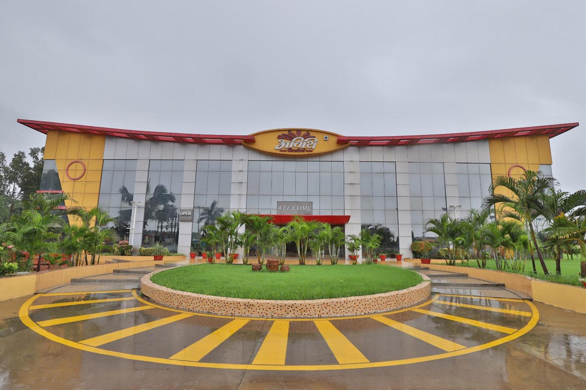 Atithi Resort Bharuch Екстериор снимка
